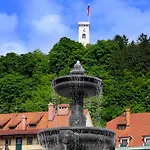 Western Premier Slon Отель 4*