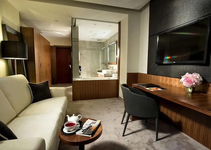 Western Premier Slon Hotel