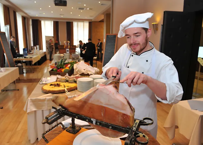 Western Premier Slon