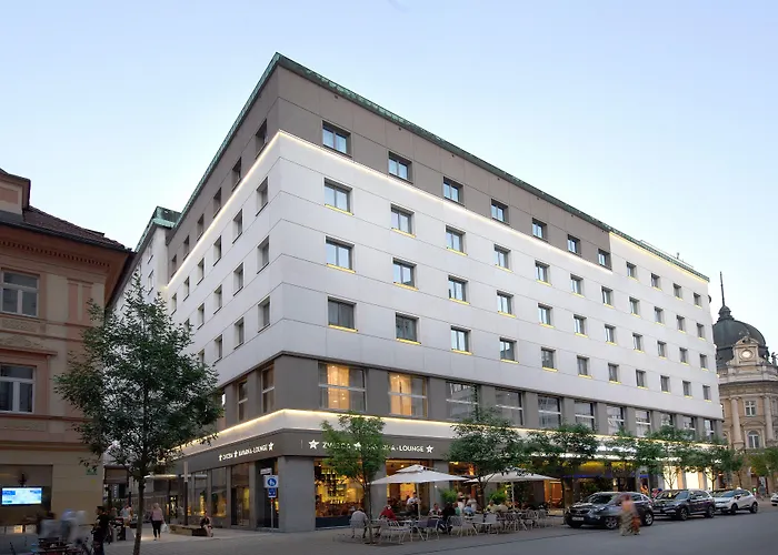 Western Premier Slon