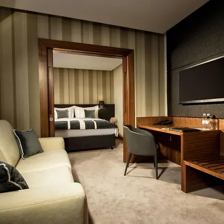 Hotel Western Premier Slon 4*