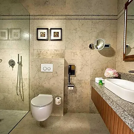 Western Premier Slon 4* Ljubljana