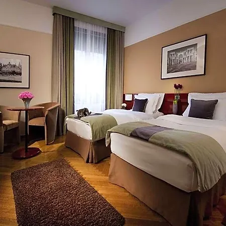 Western Premier Slon Hotel 4*