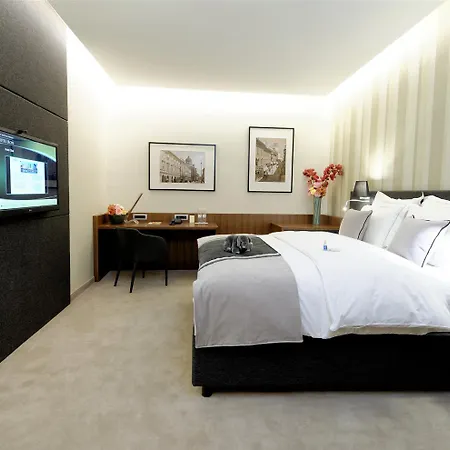 Western Premier Slon Otel