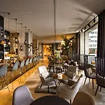 贝斯特韦斯特普瑞米尔斯隆酒店 4*