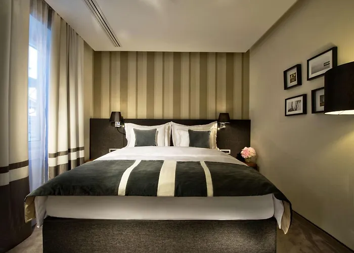 贝斯特韦斯特普瑞米尔斯隆酒店