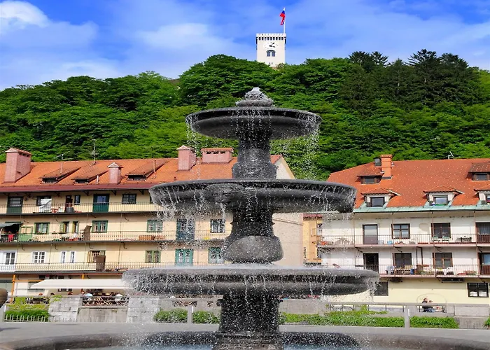 贝斯特韦斯特普瑞米尔斯隆酒店 4*